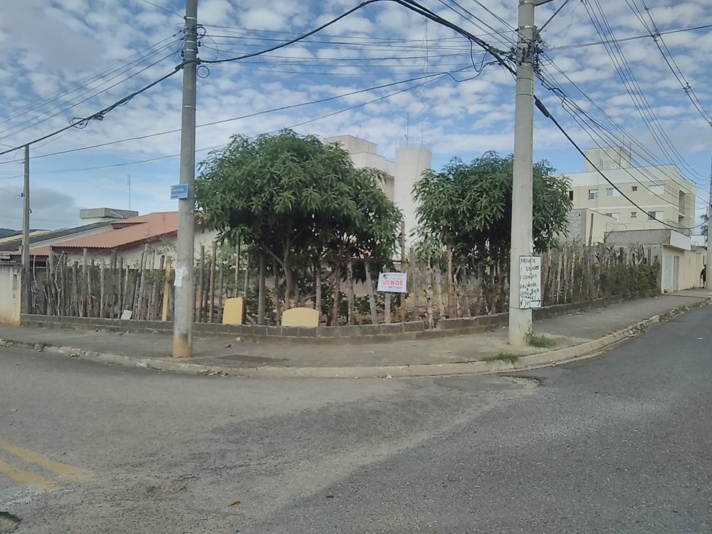 Terreno - Venda - Jardim Serrano - Votorantim - SP
