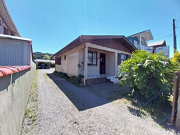 Casa � venda em Canela, Leodoro Azevedo