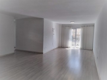 Apto 03 dts, Chateau Portal da Colina, Jd Em�lia